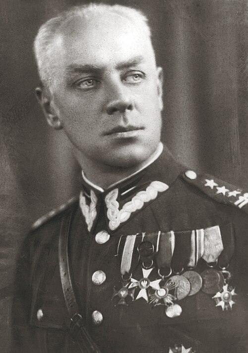 Piotr Skuratowicz